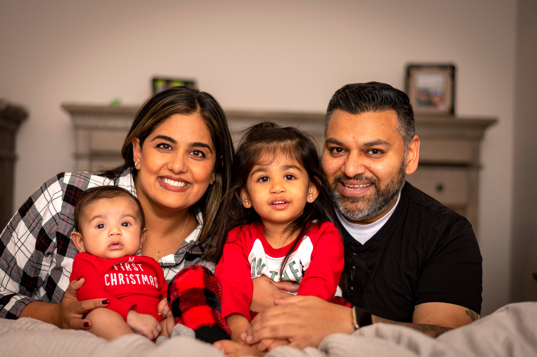 Holiday family portrait — Christmas session